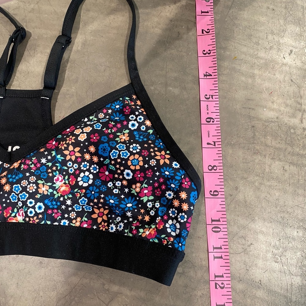 Two sports bras- NWOT( never worn)1 floral print by JOY LAB 🖤1 pink by COLSIE💗 - Picture 8 of 13